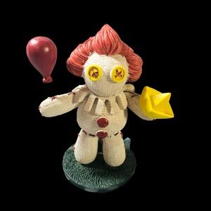 Pennywise The Clown - Voodoo Doll Figurine Collectible - IT Stephen King Horror